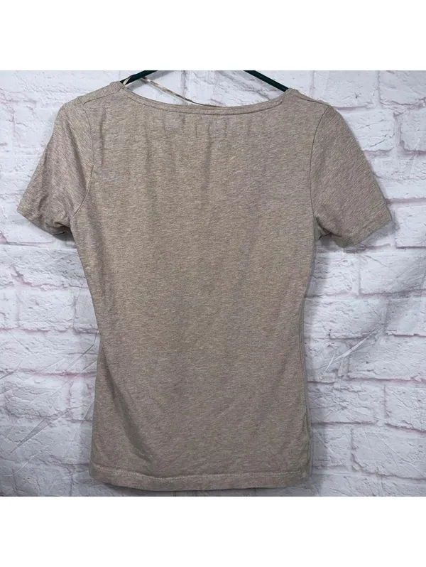 H&M Medium Beige Tshirt - Image 6