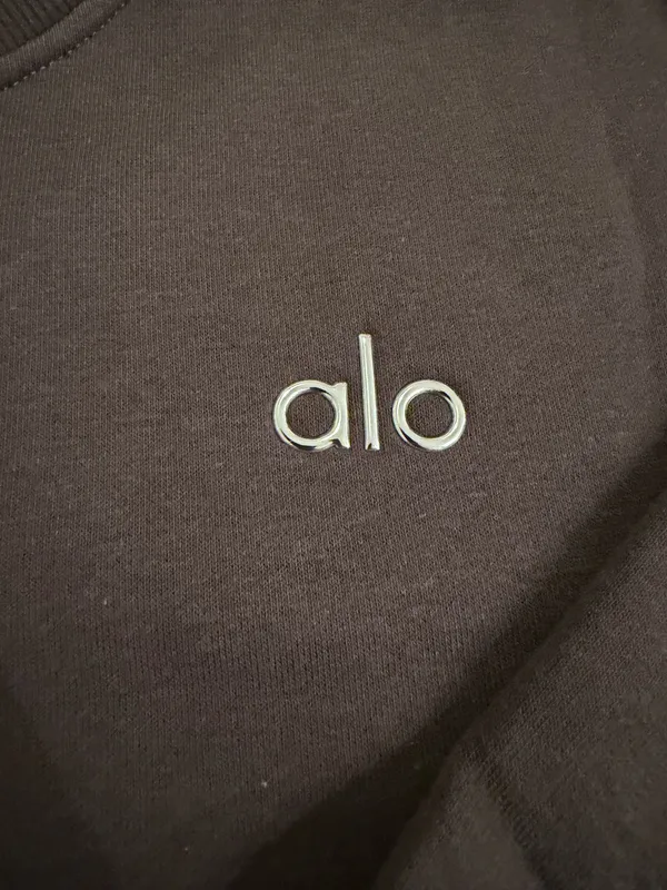 Alo Espresso Yoga Accolade pullover - Image 3