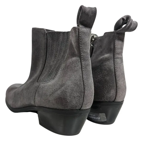 Blondo‎ Waterproof Suede Chelsea Boots Grey Women's Size 6.5M - Image 5