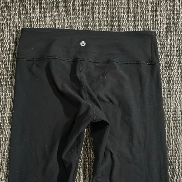 Lululemon Wunder Under Compressive Leggings Reversible Size 8 - Image 5
