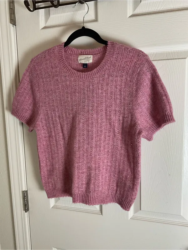 NWT Universal Thread Pink Pointelle Short Sleeve Knit Sweater Top Size L - Image 2