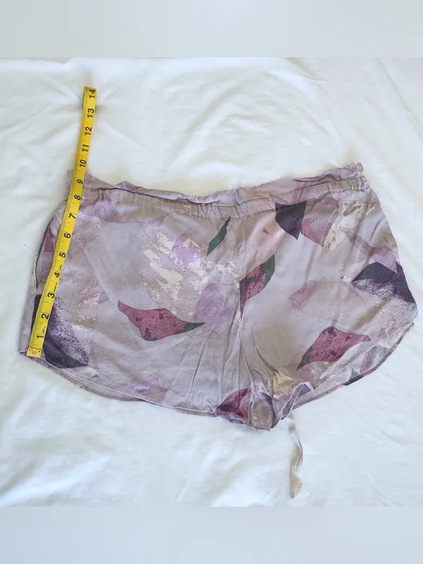 Aritzia Wilfred Montrouge Shorts – Lavender Floral – S - Image 5