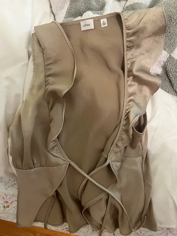 Aritzia Satin blouse - Image 3