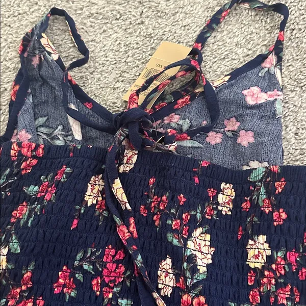American Eagle Outfitters Floral Cut-out romper - Image 11
