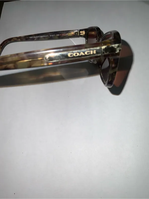 Coach HC6065 Tortoise Frame Sunglasses With Coach Case - Image 3