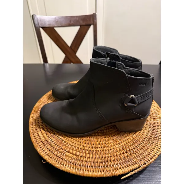Teva Foxy Waterproof Leather‎ Ankle Boots Black Side Zip Harness Booties Womens - Image 2