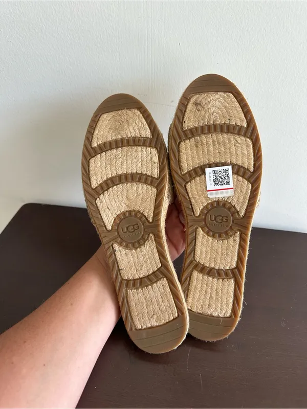 UGG Cherry Exotic Embossed Beige Leather Jute Espadrille Slides Sandals Size 9 - Image 8