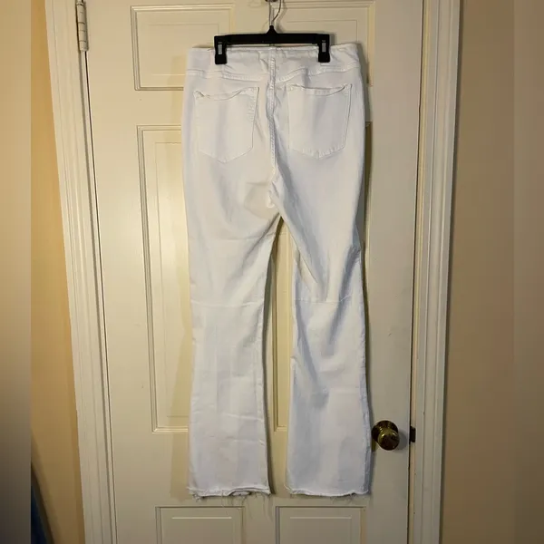 FP We The Free Jenny High Rise Skinny Flare Pullon Pants White Size 31 - Image 7