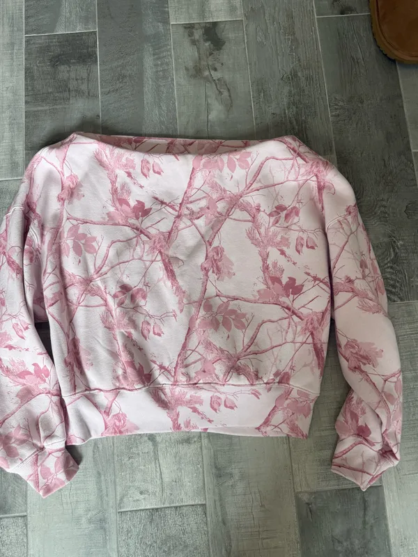 Abercrombie Sweater - Image 2