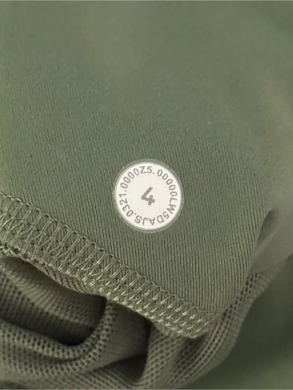 Lululemon Power Thru High-Rise Tight 25" in Green Twill - Image 4
