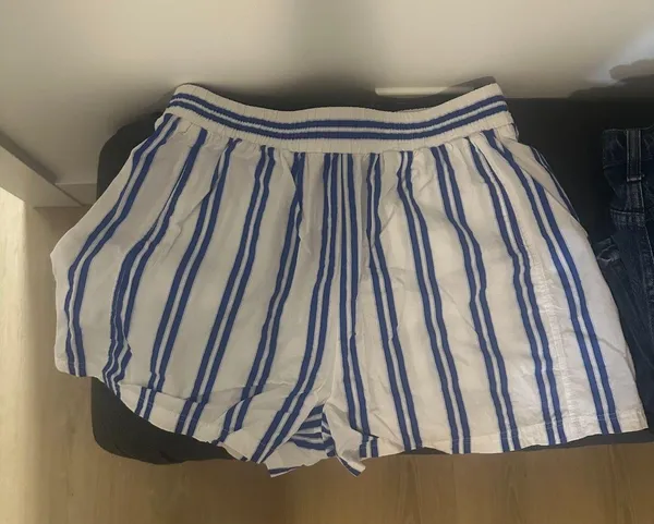 Amazon Striped Shorts - Image 3