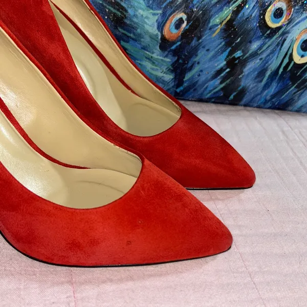 Saks Fifth Avenue Size 6 Burnt Orange Heels - Image 2
