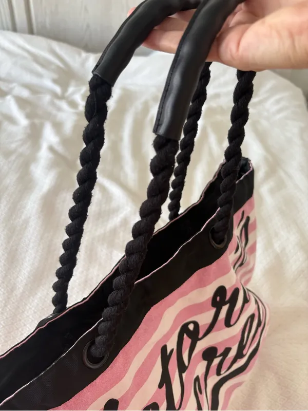 Victoria’s Secret tote bag - Image 3