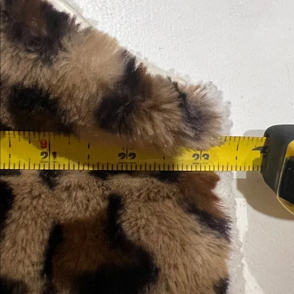 Southern Stitch Sherpa cream and leopard vest. Size L/XL NWT - Image 8