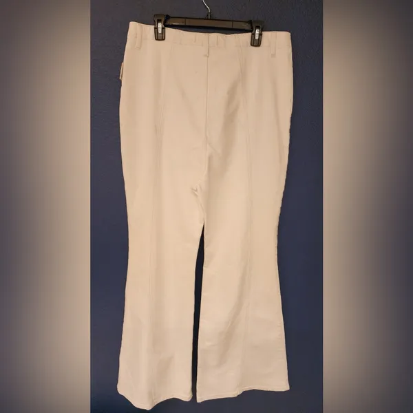 Free People We the Free Women's White Flared Pants with no Pockets Size 35 - Image 4