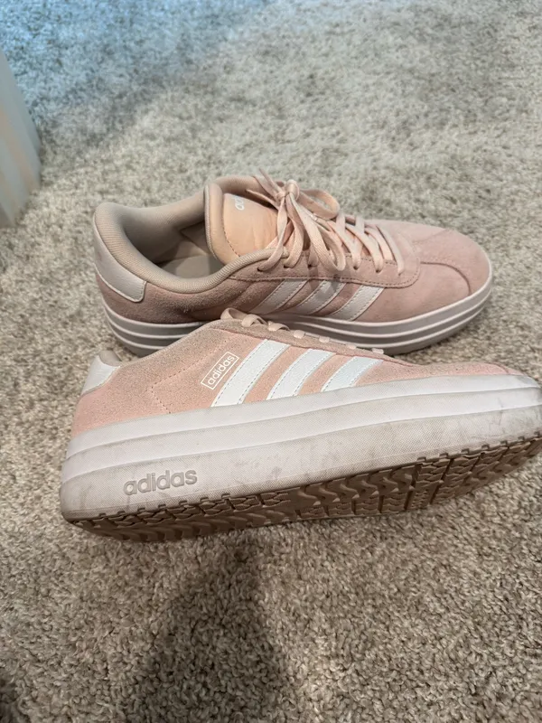 Adidas Shoes - Image 4