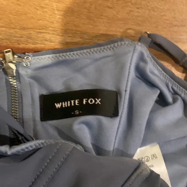 White Fox Gray Classic Scoop Neck Top - Image 4