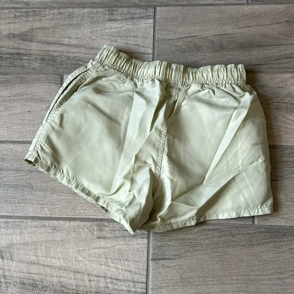 Essentials fear of god shorts Green Size XXS - Image 5