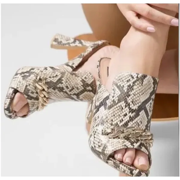 White House Black Market Snakeskin Print Chain Heel shoe‎ 6M glam boho Y2K brown - Image 2
