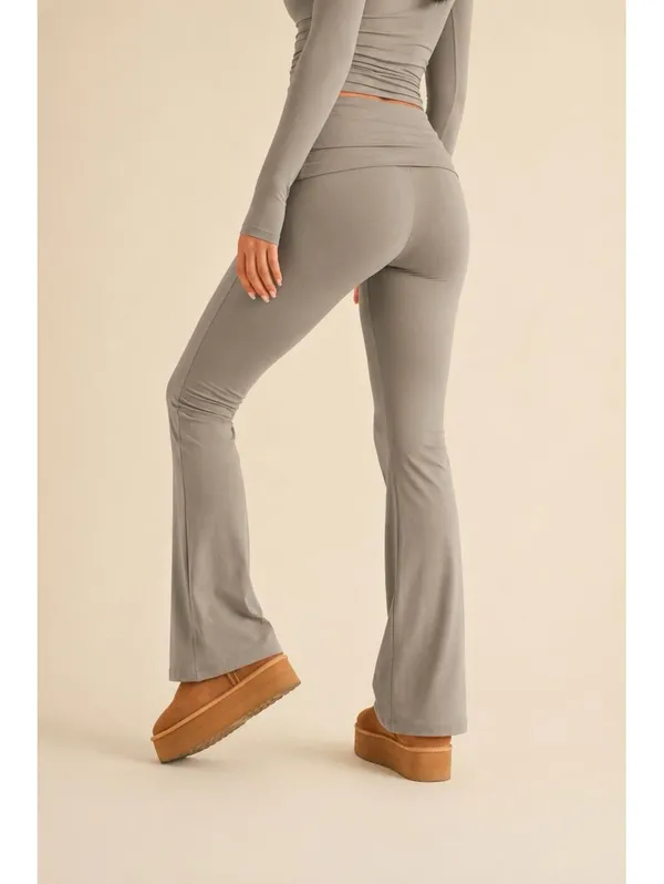 Kimberly C Soft Foldover Flare Pants Taupe Lounge Yoga Stretch Small - Image 2