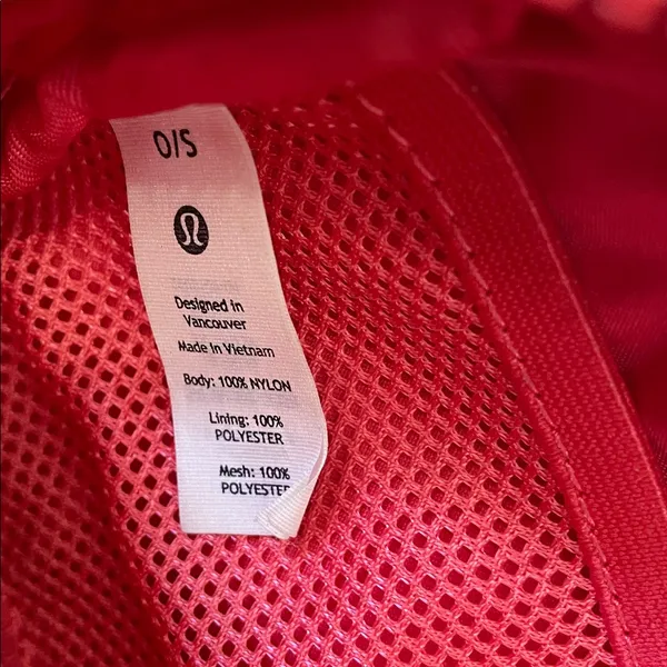 Lululemon Everywhere Belt Bag - Image 4