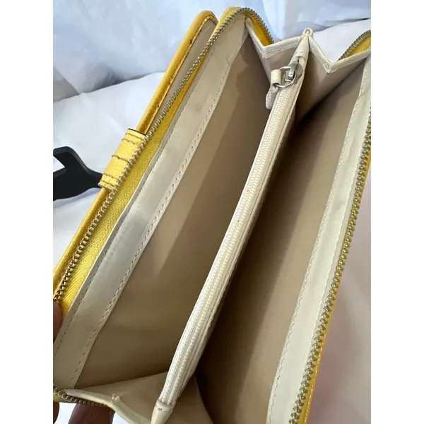 Coach Signature Pink Heritage White Yellow Stripe Accordion Wallet EUC - Image 6