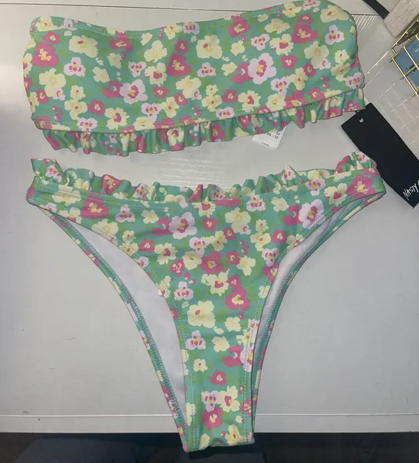 Nasty Gal bathing suit set - Image 4