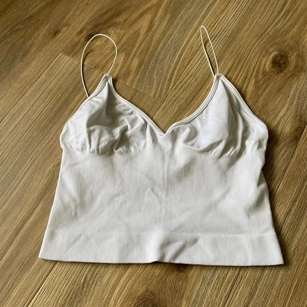 Intimately Free People White Seamless Brami Tank M/L Ribbed Cami Crop Top - Image 2