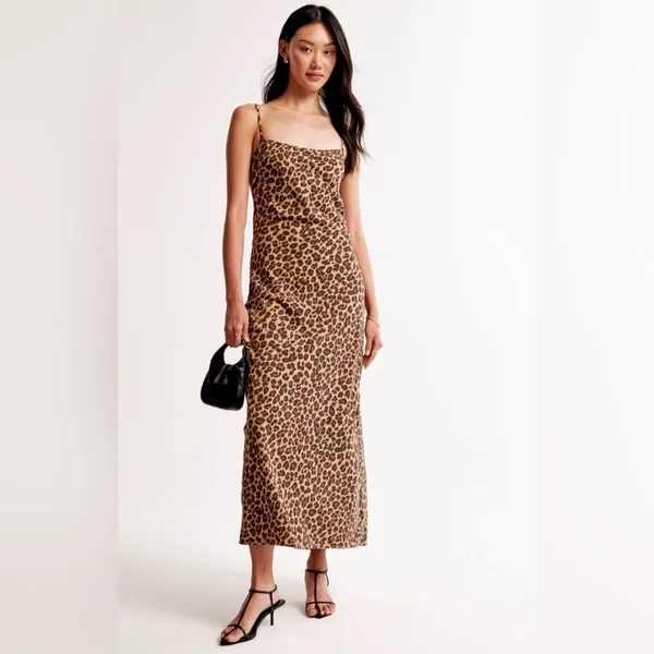 Abercrombie & Fitch The A&F Julia Slip Maxi Dress size Large 19 1/2” pit to pit - Image 4