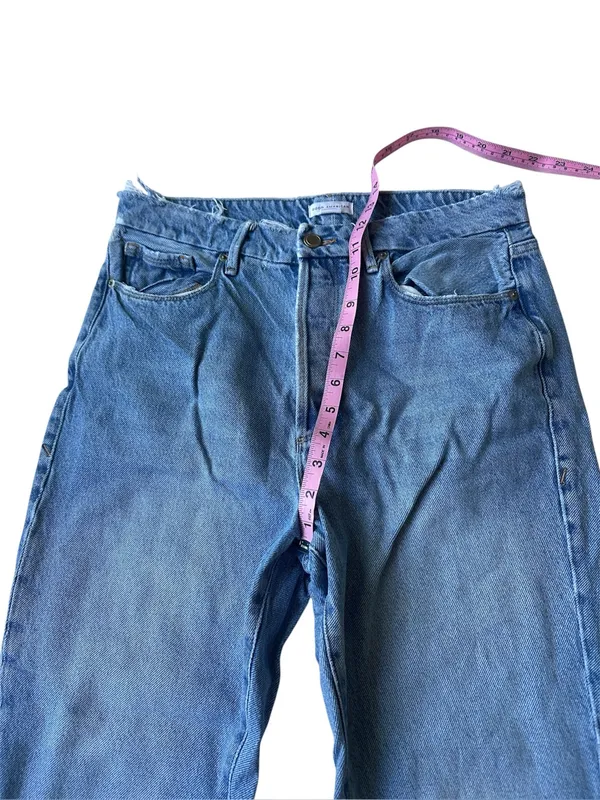 Good American Good Boy High-Rise Distressed Boyfriend Jeans - Image 5