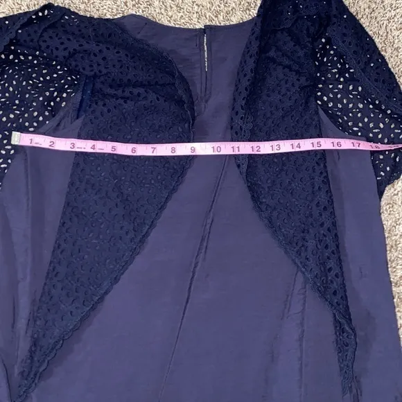 5/$30 🎈 Codexmode women’s XS navy blue ruffle‎ eyelet blouse - Image 9