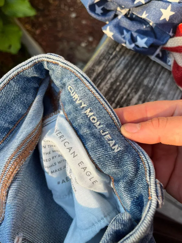 American Eagle Outfitters Jeans - Image 4