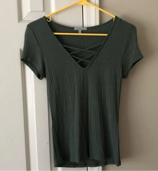 Charlotte Russe Lace Up T Shirt Green Size S - Image 6
