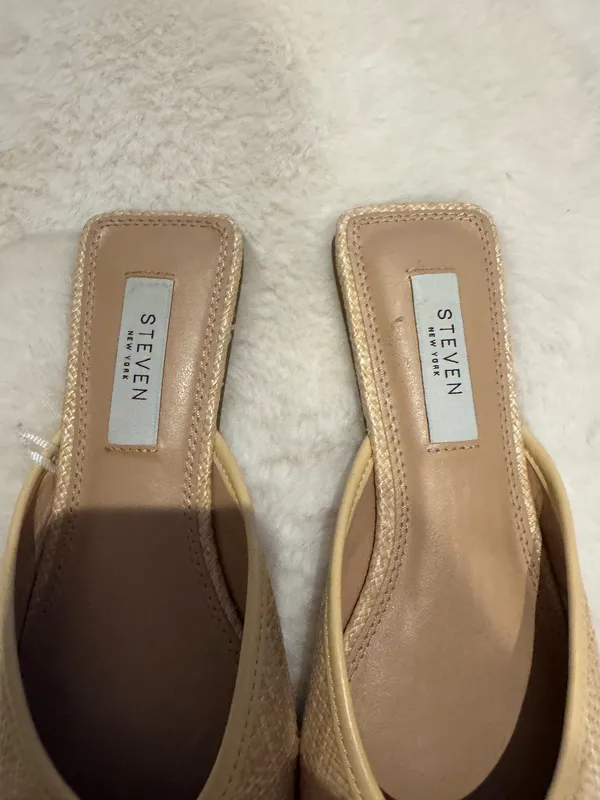 Steven New York Flats Tan Size 6.5 - Image 2