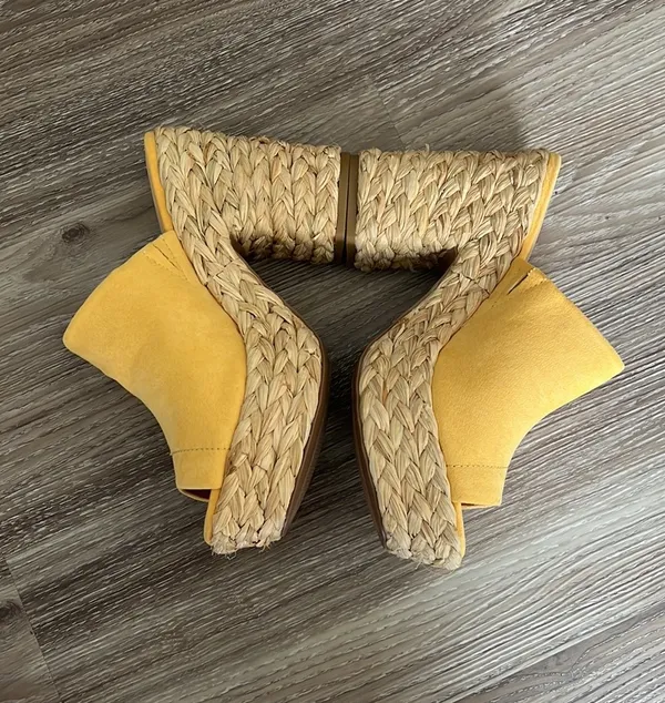 Lulus Ervyn Suede Raffia Platform Slide Sandals - Image 6