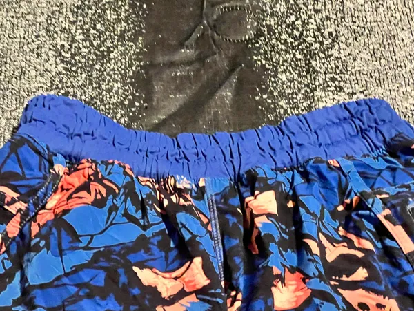 Womens sz4 Lululemon Tracker Short IV 4" *Paint Storm Harbor Blue Multi - Image 4