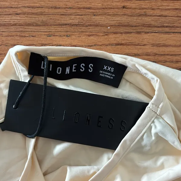 Lioness Saint Tie Shirt in Canary - Image 2