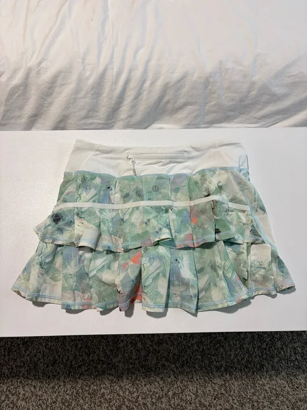 Vintage Lululemon Pleated Watercolor Skirt - Image 2