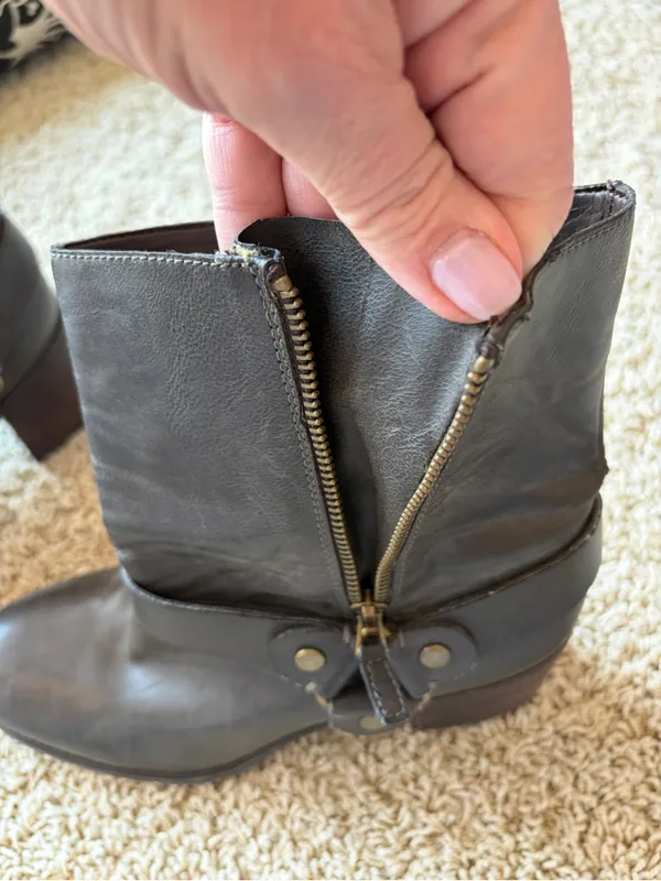 Franco Sarto Benton Moto Harness Leather Ankle Boots 9M Boho Western - Image 8