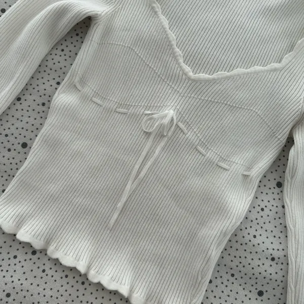 Aritzia Soloist Sweater White - Image 5