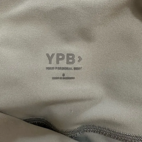 Abercrombie YPB Gray Leggings - Image 4