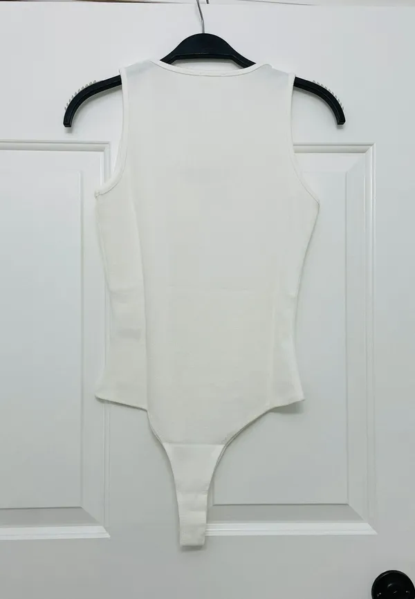 The Clothing Exchange Company | NWOT | Sleeveless Cutout Bodysuit | M | White | CT7673 - Image 2