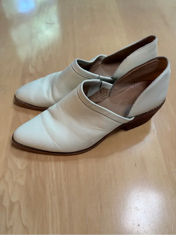 Madewell The Brady Low Cut Cream Leather Pointed Ankle Booties- 8.5 - Image 3