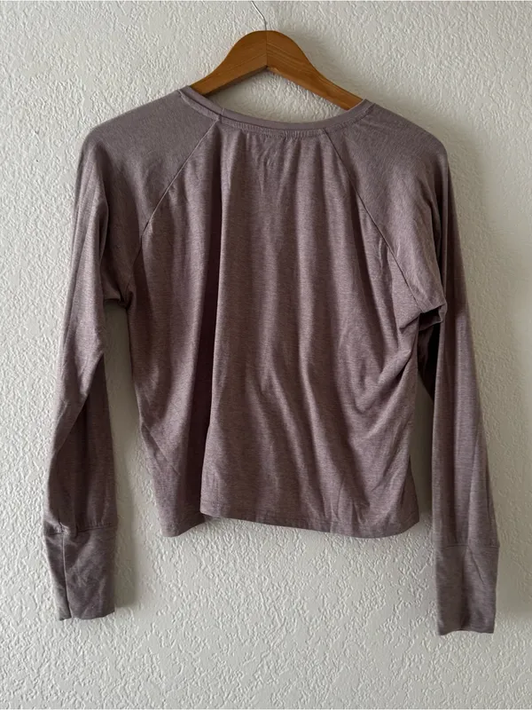 Beyond Yoga featherweight daydreamer pullover - Image 7