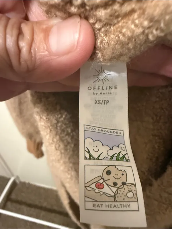 Offline by aerie XS oversized Cozy Turtleneck Bouclé Sweater in Camel - Image 8
