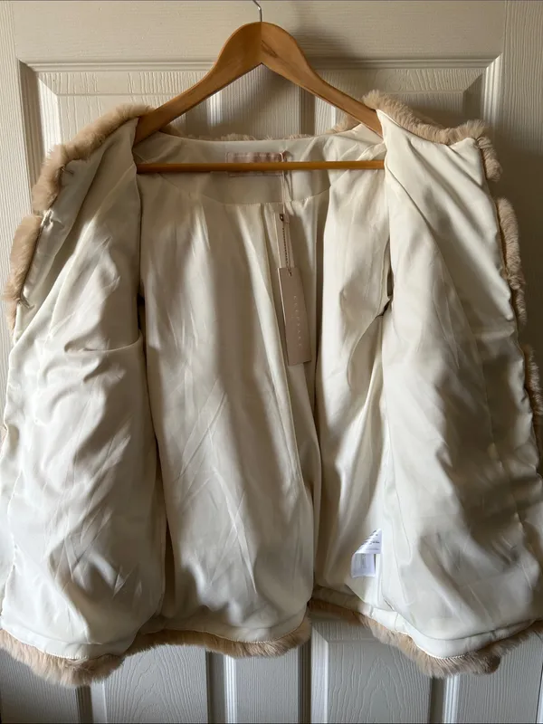 Anthropologie Keepsake the Label Ariel Faux Fur Coat Jacket in Crème Sz Med - Image 11