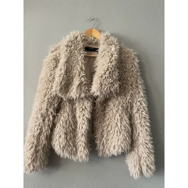 Zara Fuzzy Jacket - Image 6