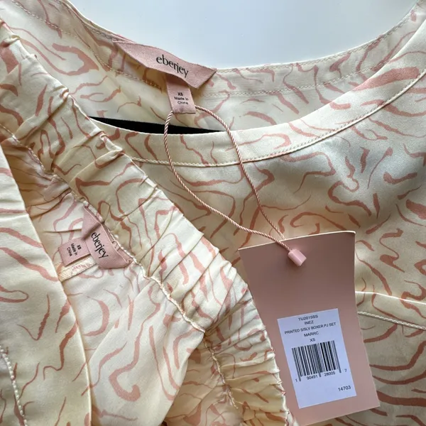 Eberjey Inez Silk Pajama Set XS NWT Ivory Blush Print Boxer Shorts Sleep Set - Image 6
