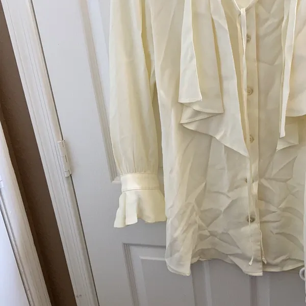 FINAL MARKDOWN Ladies’ Cline & Co. Renaissance-look Blouse small - Image 2
