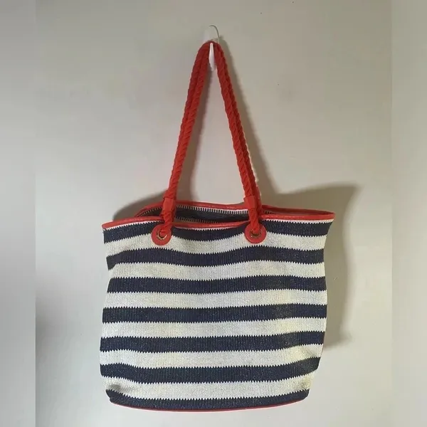 Vera Bradley Navy‎ and White Striped Beach Tote with Tassels GUC - Image 5
